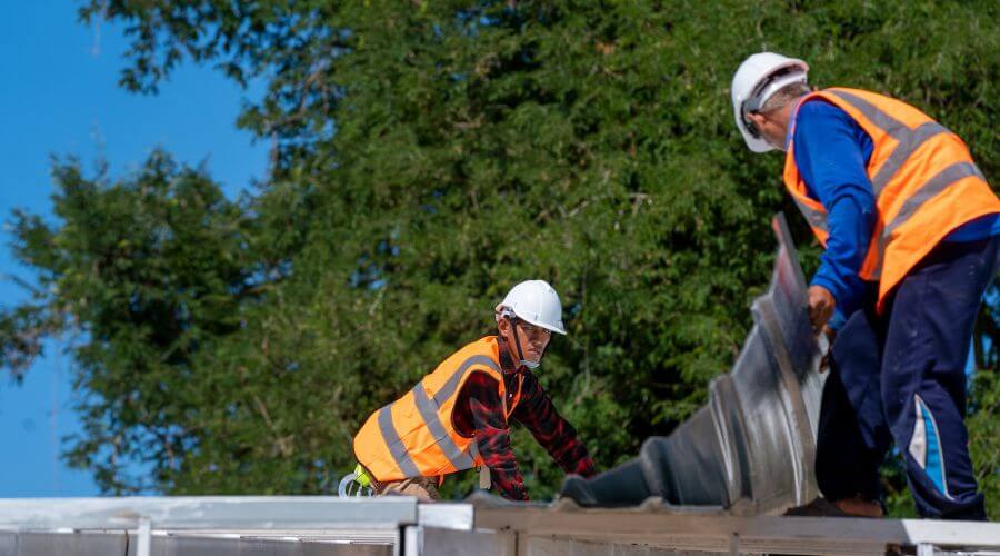 Roof leak detection in Delmont, SD